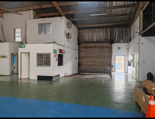 847M² WAREHOUSE TO LET IN WESTMEAD